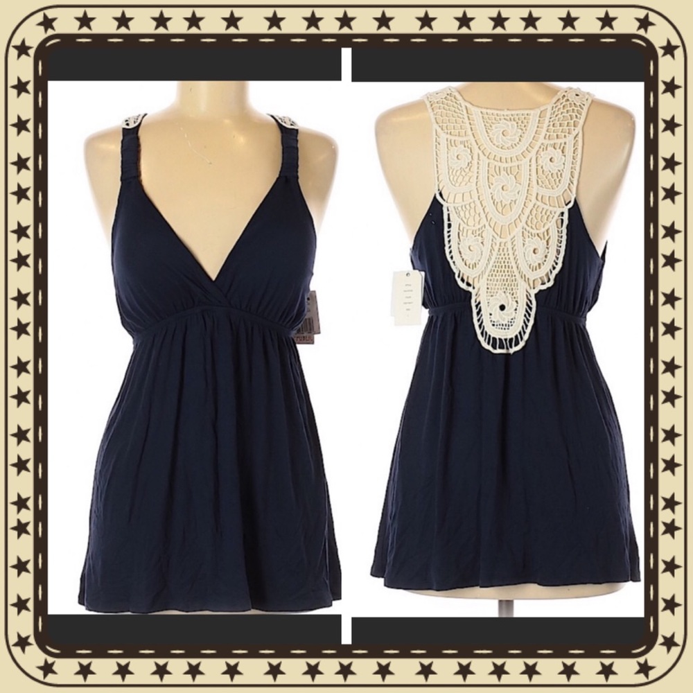 NWT  sleeveless top